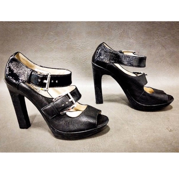 MICHAEL Michael Kors Shoes - Michael Kors Black Leather Peep Toe Heels Sz 6.5